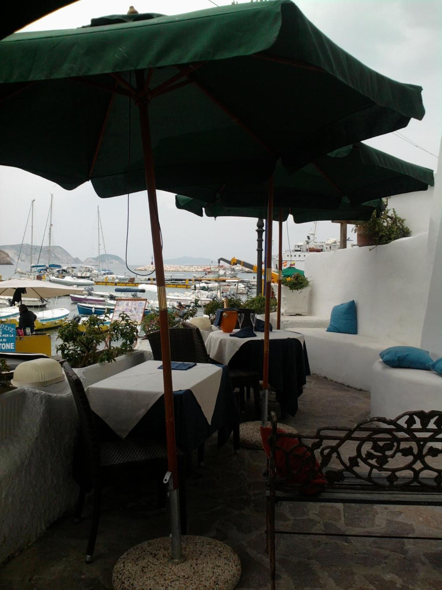 Hotel La Baia Ponza Luaran gambar